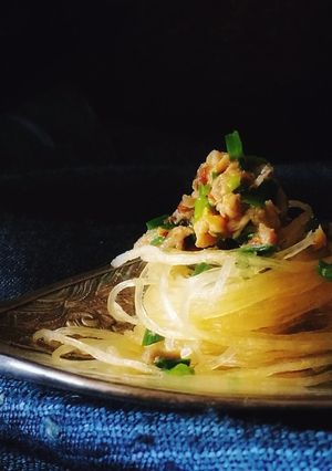 サバ缶と春雨の食べるラー油サラダ-レシピのメイン写真
