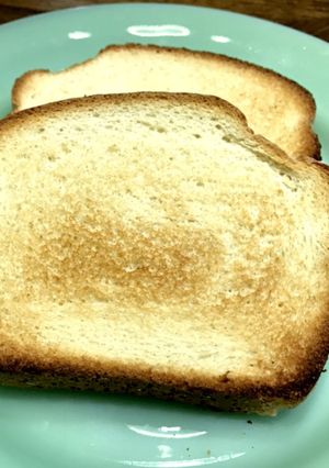 フライパンで冷凍食パンを焼く☆彡-レシピのメイン写真