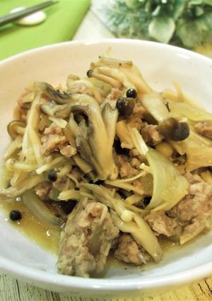 甘辛ひき肉ときのこの蒸し炒め-レシピのメイン写真