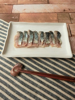 材料4つ★サバの昆布締め-レシピのメイン写真