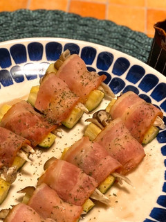ズッキーニ&舞茸☆ベーコン挟みレンジ蒸し-レシピのメイン写真