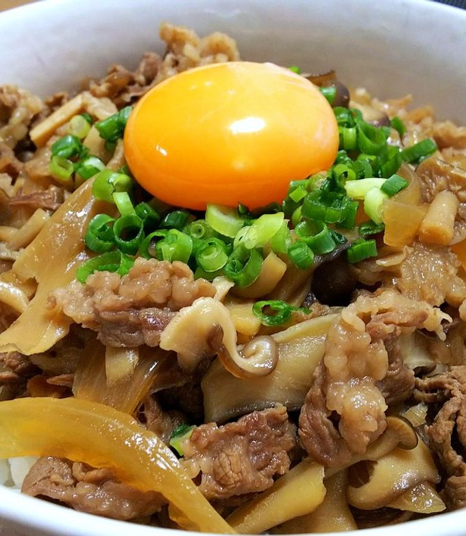 美味しくカサ増し♪きのこ牛丼／時々on卵-レシピのメイン写真