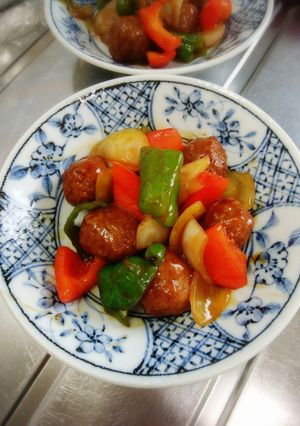 黒酢つゆ＆レトルト肉団子で簡単酢豚風-レシピのメイン写真