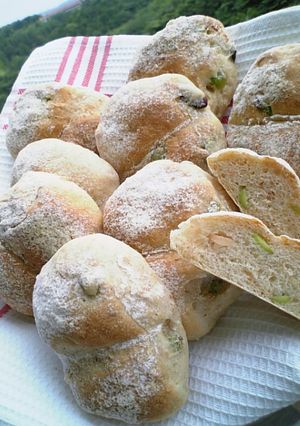 雑穀入りの豆パンで体の中から綺麗にね！-レシピのメイン写真