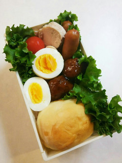 お弁当(11/14)ディナーロールパン-レシピのメイン写真