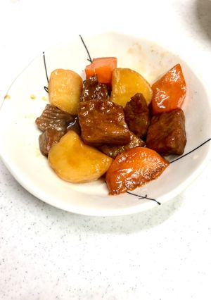 超簡単❤牛肉とジャガイモのウマーベラス煮-レシピのメイン写真
