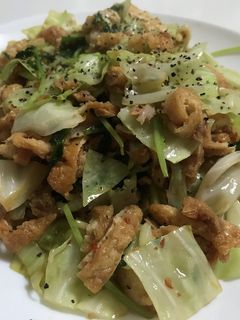 簡単!豆苗 油揚げ キャベツのピリ辛炒め-レシピのメイン写真