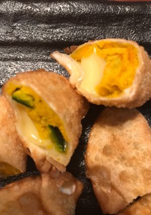 餃子皮DEかぼちゃリメイクチーズ包み揚げ-レシピのメイン写真