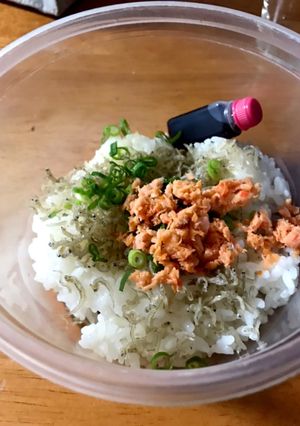 ジャコ鮭丼-レシピのメイン写真