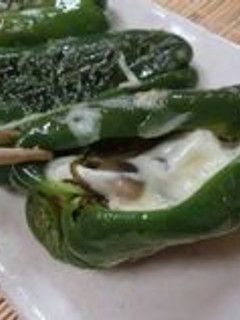 小籠包!? ピーマンのきのこチーズ焼き-レシピのメイン写真