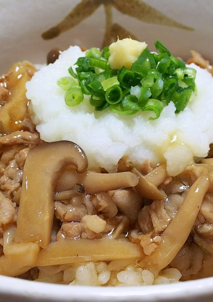 おろし添え とろみ豚バラきのこ丼-レシピのメイン写真
