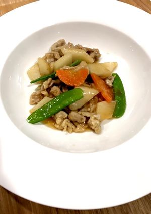 豚肉と長芋、絹さやの炒め物-レシピのメイン写真