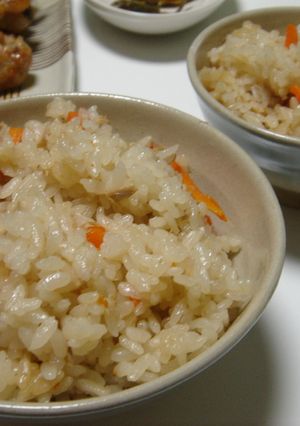 ☆おでんの素で簡単炊き込みご飯☆-レシピのメイン写真