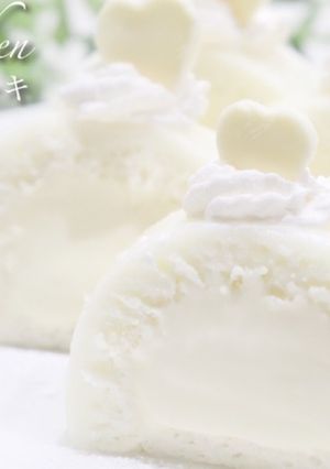 真っ白なホワイトロールケーキ-レシピのメイン写真