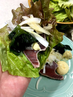 かつおのたたきの巻き巻きサラダ-レシピのメイン写真