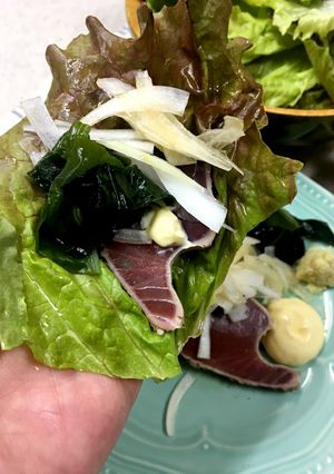 かつおのたたきの巻き巻きサラダ-レシピのメイン写真