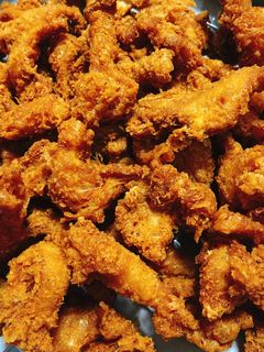 子供が超歓喜!惣菜屋の味♡鶏皮の唐揚げ♡-レシピのメイン写真