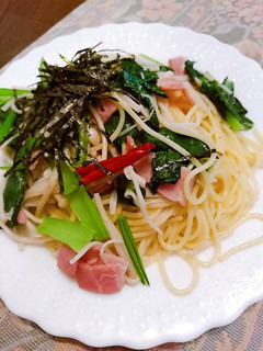 *小松菜とベーコンの和風ペペロンチーノ*-レシピのメイン写真