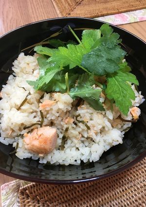 鮭と塩昆布の炊き込みご飯-レシピのメイン写真