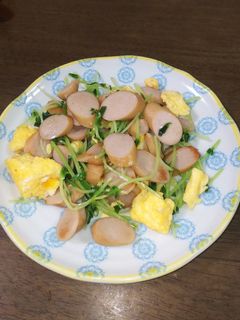 お弁当に♪ウインナーと豆苗の卵炒め♪-レシピのメイン写真