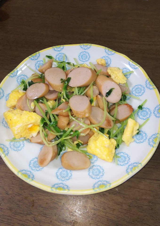 お弁当に♪ウインナーと豆苗の卵炒め♪-レシピのメイン写真