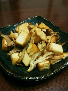 ヒラタケと絹揚げのめんつゆバター焼き。-レシピのメイン写真