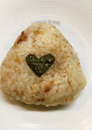 おかかおにぎり♡-レシピのメイン写真