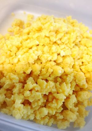 そぼろご飯などに♪炒り卵-レシピのメイン写真