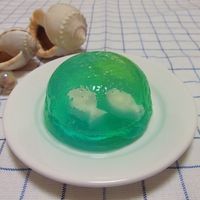 基本からアレンジまで！思わずつくりたくなる「ブルーハワイゼリー」の