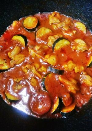 梨湖の簡単!鶏ももトマトソース-レシピのメイン写真