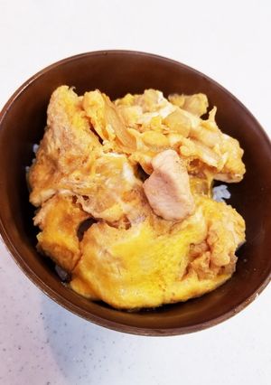 フライパンでつくる！ちゃちゃっと親子丼♡-レシピのメイン写真