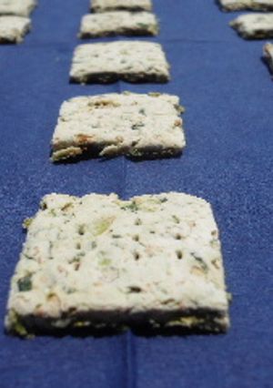 上新粉☆アマランサス☆青菜のクラッカー-レシピのメイン写真