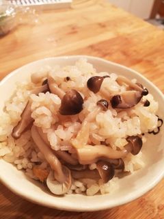 きのこご飯 しめじ エリンギ 舞茸 椎茸-レシピのメイン写真