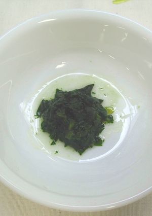 【離乳食中期】小松菜のだし煮-レシピのメイン写真