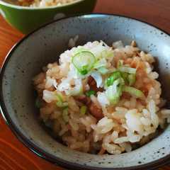 รูปของ なめ茸とツナ缶の炊き込みご飯