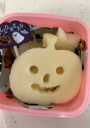 リンゴでハロウィン♪-レシピのメイン写真