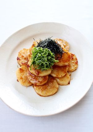 サッと炒めて簡単【長芋のガーリックソテー-レシピのメイン写真