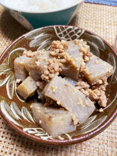 こんにゃくと豚挽き肉の味噌炒め煮-レシピのメイン写真