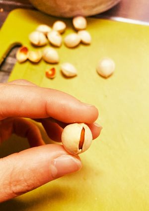 誰でも出来る。殻つき銀杏　塩炒め-レシピのメイン写真