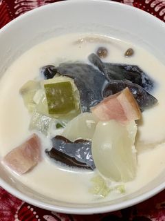 野菜とベーコンのミルクスープ-レシピのメイン写真
