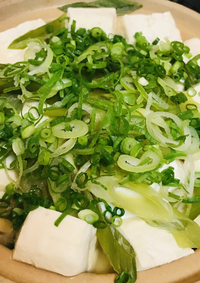 薄揚げと三種ネギの野菜豆腐なべ-レシピのメイン写真