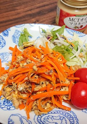 冬が旬！MCTマヨ味噌にんじんしりしり-レシピのメイン写真