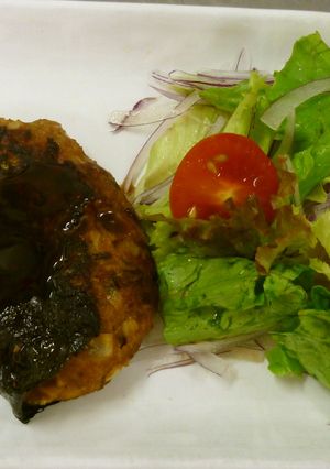 レタス入り和風ハンバーグ　照焼ソース-レシピのメイン写真