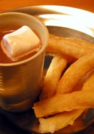 マドリッドの朝ごはん!チュロス!-レシピのメイン写真