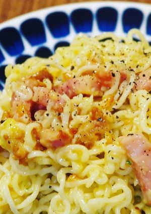 サッポロ一番塩ラーメンでカルボナーラ-レシピのメイン写真