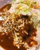 レトルト活用●ポーチドエッグチーズカレー