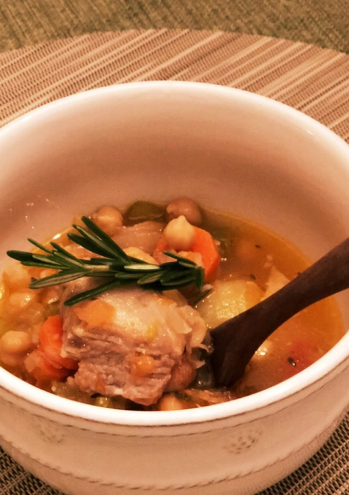 豚肉とひよこ豆のほっこり煮込みスープ-レシピのメイン写真