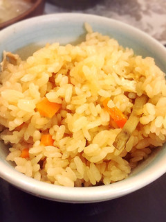 ごぼうと人参揚げの 何でも炊き込みご飯-レシピのメイン写真