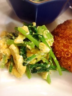 ダシダでこく旨☆法蓮草の(青菜)卵炒め-レシピのメイン写真