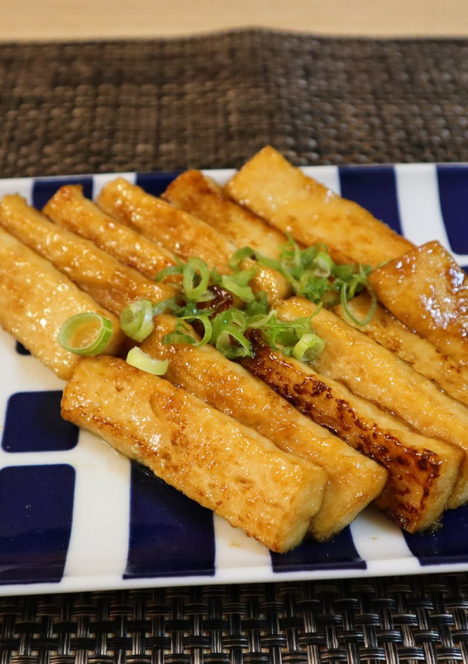 お手軽&簡単☆厚揚げのめんつゆバター焼き-レシピのメイン写真